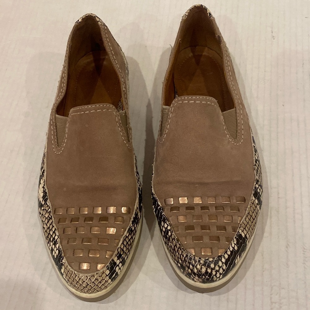 LUFTPOLSTER Tan brown loafers size 5 (size 7)